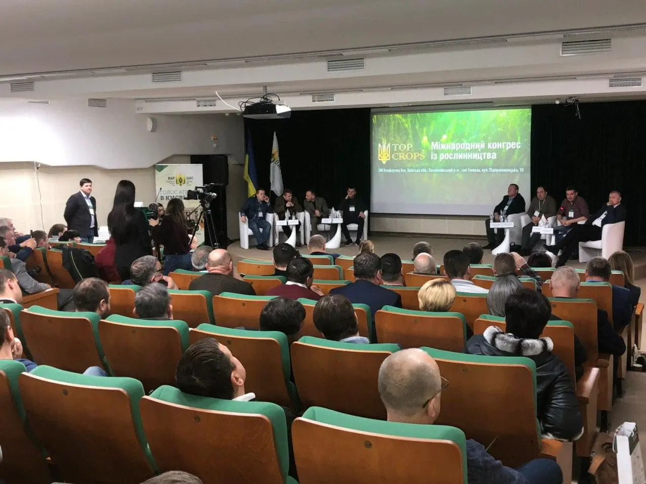 Аграрії підтримують ринок землі із перехідним періодом - опитування