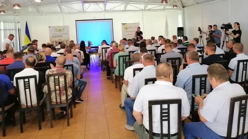 Врятувати поля: аграрії, науковці, представники влади обговорили стратегію відновлення зрошення в Україні
