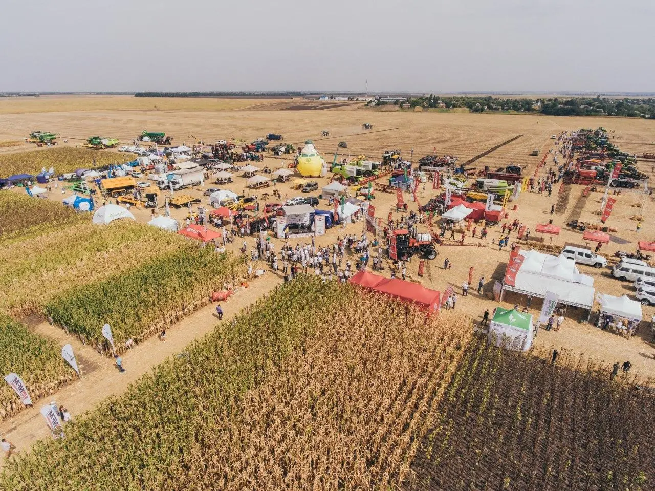 400 одиниць техніки та 8 демонстраційних зон – Битва Агротитанів на Київщині