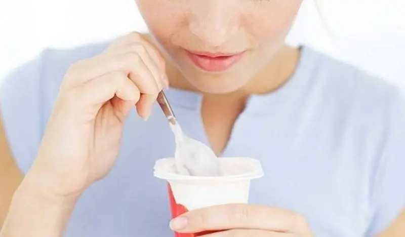 Споживання молочних продуктів на душу населення в США та в Україні