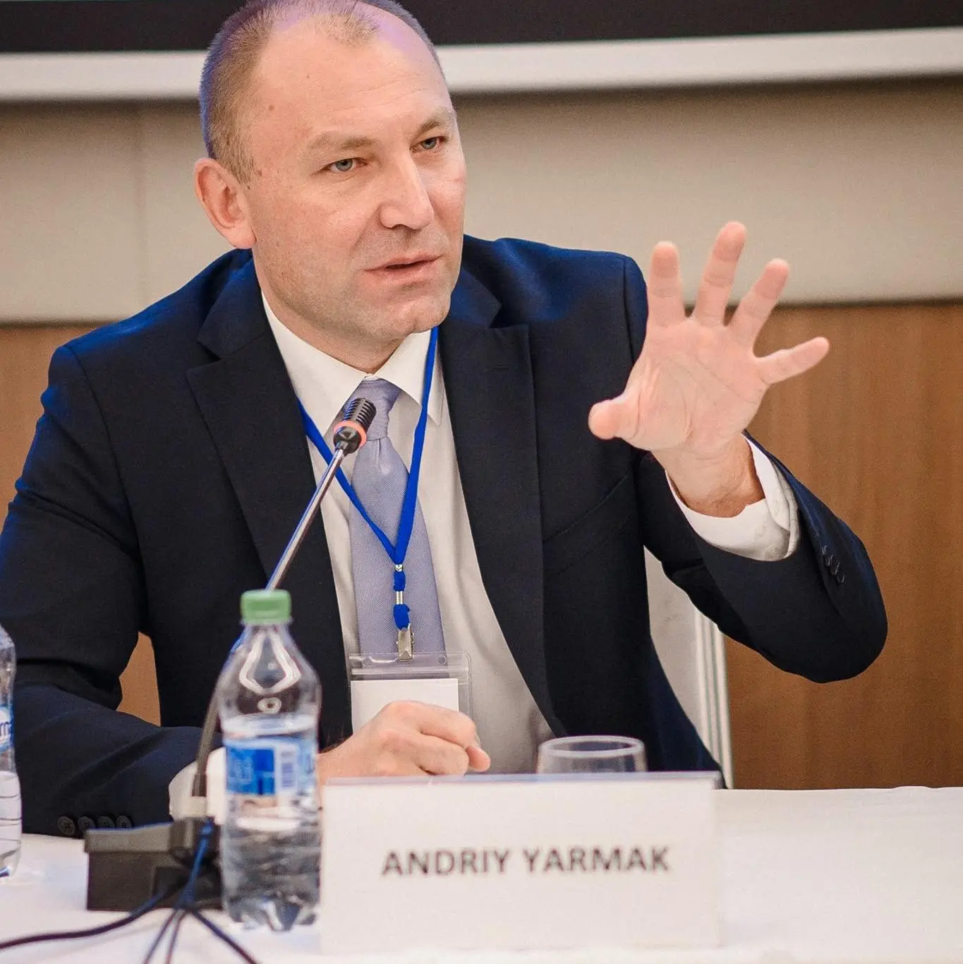 «Переробники підступно вчинили, знизивши ціни на молоко. Криза прибутковості молочного виробництва поглибиться», - Андрій Ярмак 