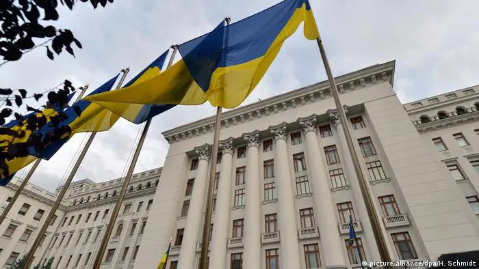 Аграрні асоціації запропонували президенту Володимиру Зеленському шість кроків для збільшення продовольчого експорту