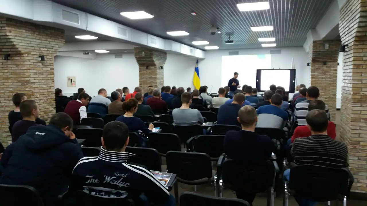 ВАР та УАЛ проводять семінари для агроінженерів та механізаторів