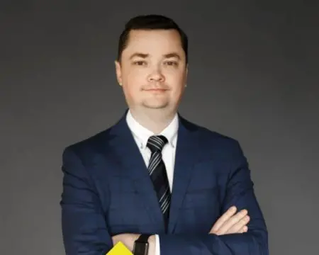 ВАР закликає Володимира Зеленського виключити зі списку своєї партії лобістів олігархів
