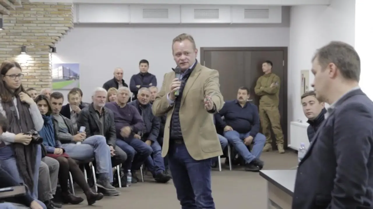 Влада та аграрії обговорили в Умані майбутнє земельної реформи